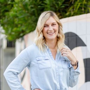 Meet your Posher, Kari